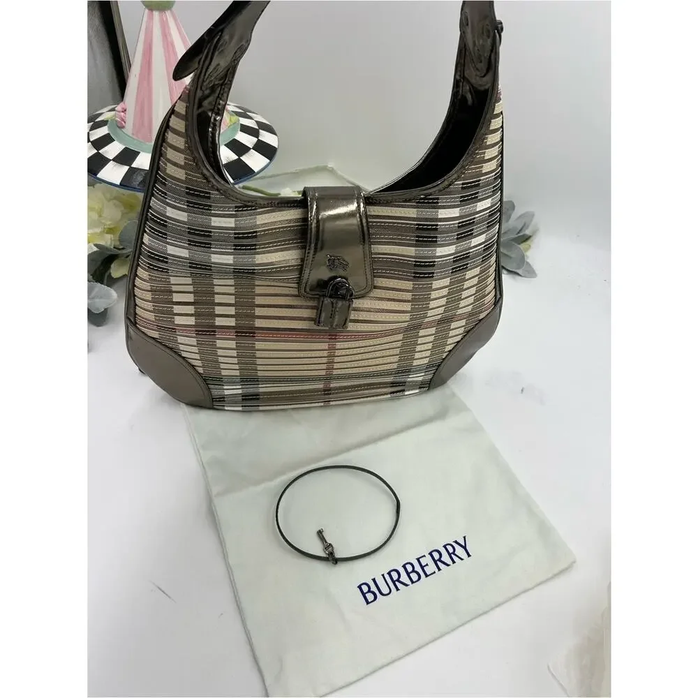 Women's Burberry Brooke hobo Bag canvas check made in Italy pristine condition